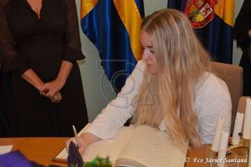 Miles de personas celebran el día de Santa Lucía en Las Tirajanas (Foto Francisco Javier Santana)
